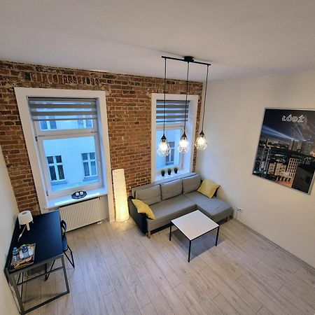 Klimatyczny Apartament W Magicznym Miejscu Łódź Buitenkant foto
