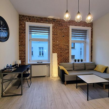 Klimatyczny Apartament W Magicznym Miejscu Łódź Buitenkant foto