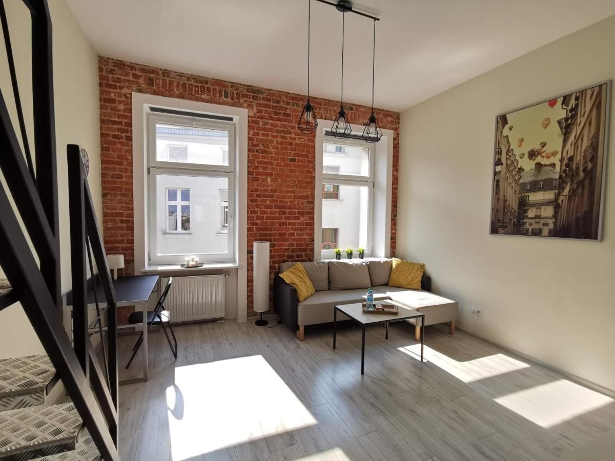 Klimatyczny Apartament W Magicznym Miejscu Łódź Buitenkant foto